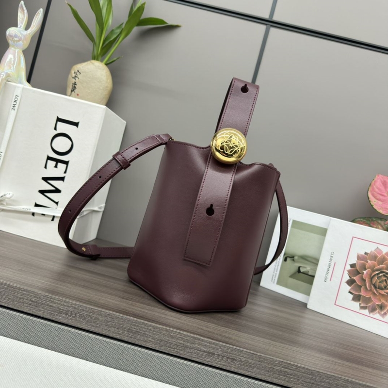 l*ew* bucket bags